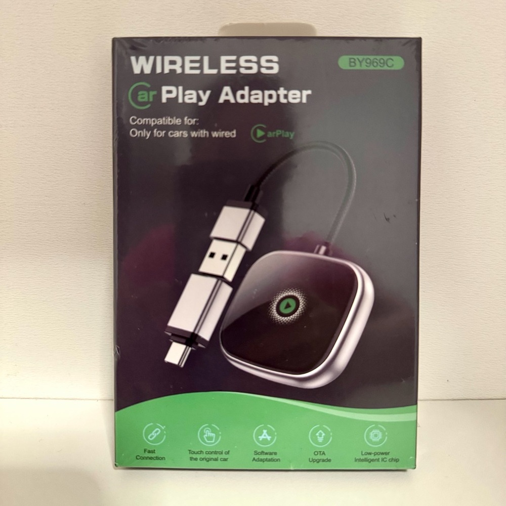 Wireless Carplay Adapter, Converts Wired to Wireless carplay Adapter for iPhone